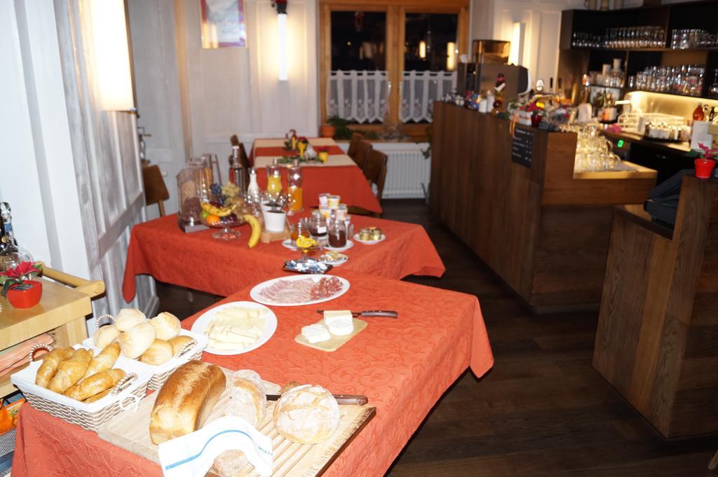 Garni-Gasthaus Elmer Matt ภายนอก รูปภาพ